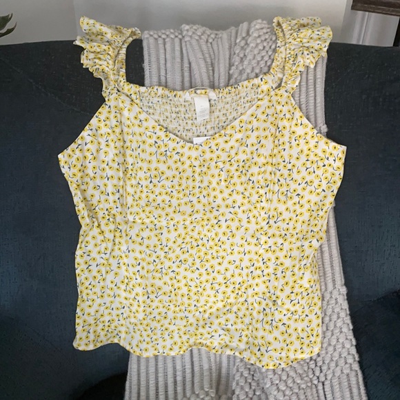 H&M | Tank - Picture 1 of 5